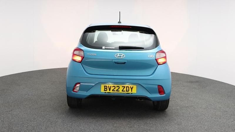 Green Used 2022 Hyundai i10 SE Hatchback | £13,999 (A bit pricey) - Image 1/4