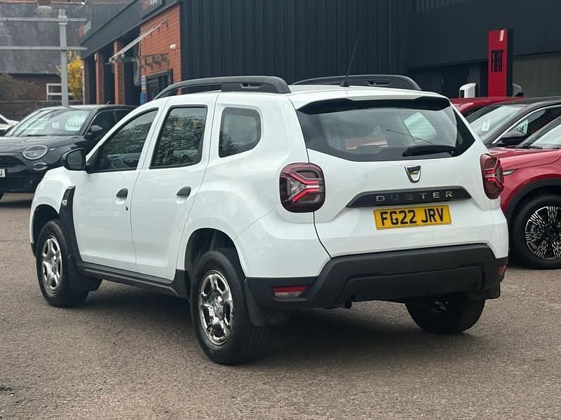 Begagnad Dacia Duster Essentiel 91 HK (66 kW) 2022 Vit SUV