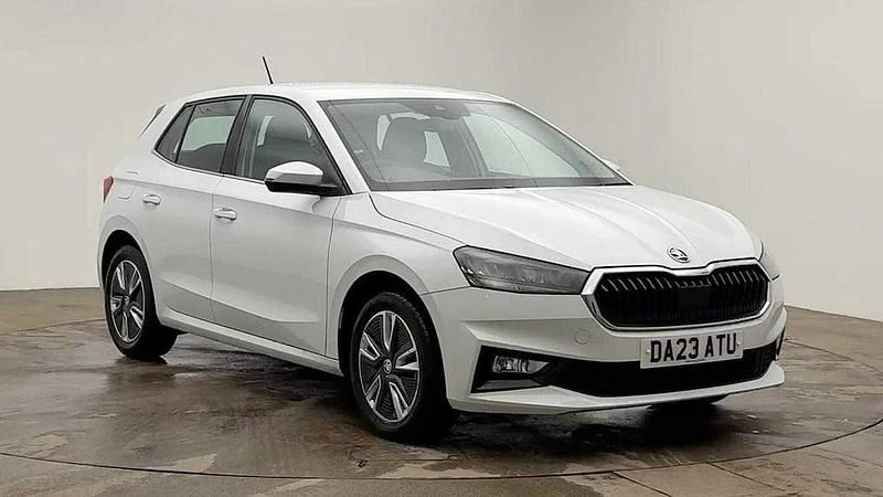 Used Skoda 110 R SE L 81 HP (59 kW) 2023 Moon white metallic Hatchback