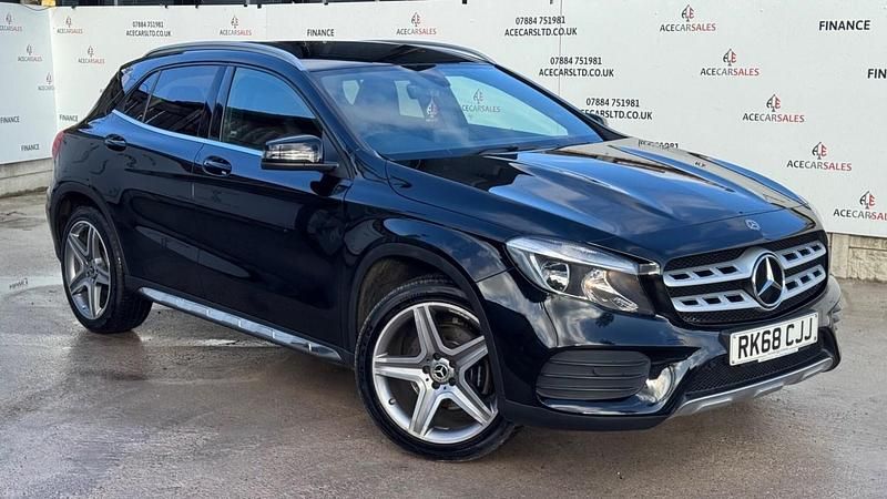 Black Used 2018 Mercedes 220 AMG line Estate | £13,995 (Super price) - Image 1/4