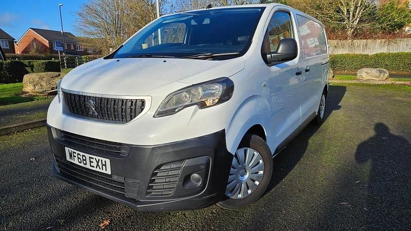 Used Peugeot Expert 2018 White Van