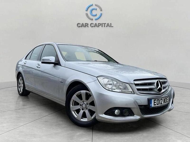 Used Mercedes C180 SE 156 HP (114 kW) 2012 Silver Sedan