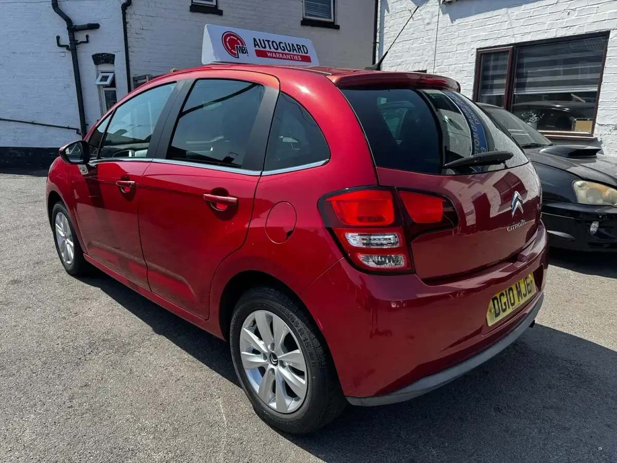 Used Citroën C3 VTR Sport 75 HP (55 kW) 2010 Red Hatchback