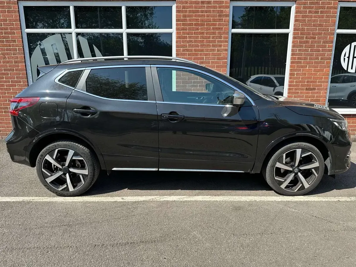 Used Nissan Qashqai Tekna+ 140 HP (102 kW) 2020 Black SUV