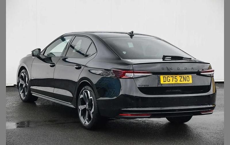 Used Skoda Superb SportLine 200 HP (147 kW) 2025 Midnight black metallic Hatchback