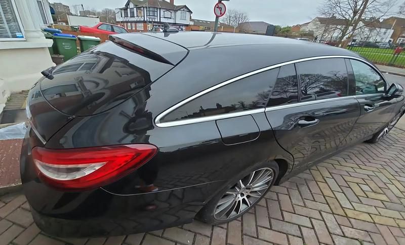 Used Mercedes CLS220 Active 177 HP (130 kW) 2017 Black Estate