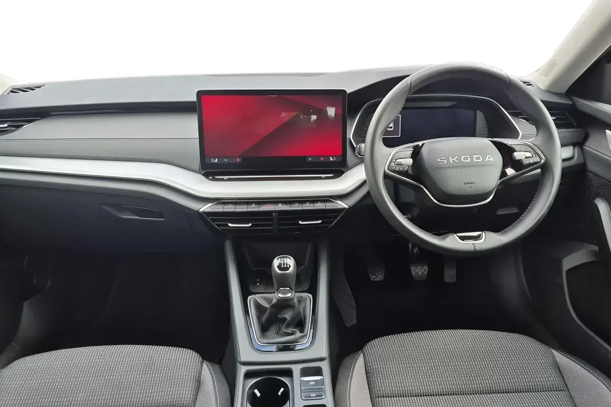 Used Skoda Octavia SE Technology 116 HP (85 kW) 2025 Grey Estate