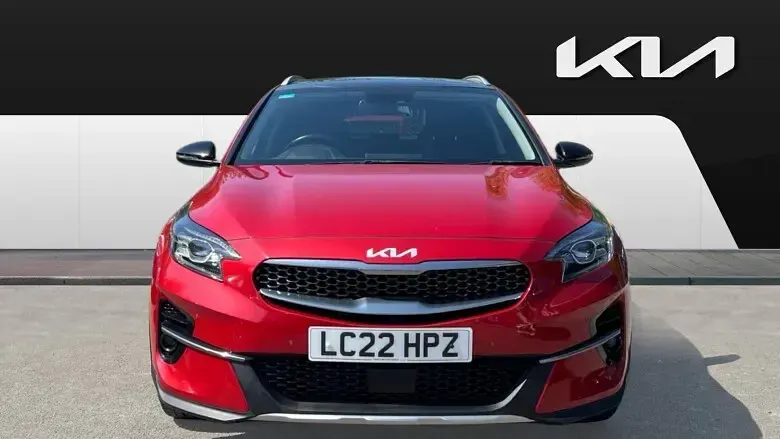 Usado Kia XCeed 160 HP (117 kW) 2022 Vermelho SUV