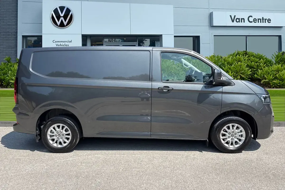 Used VW T7 Pro 150 HP (110 kW) 2025 Grey Van