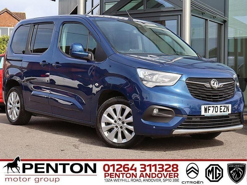 Used Vauxhall Combo Elite 130 HP (95 kW) 2020 Blue MPV