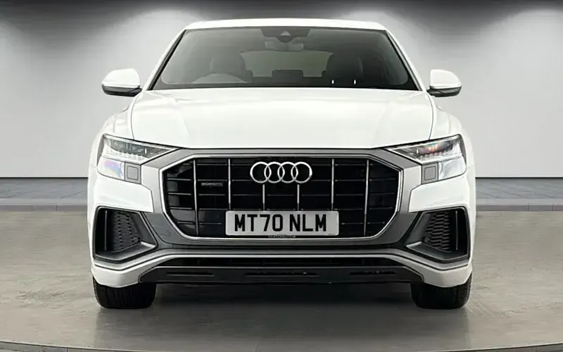 Used Audi Q8 S-Line 286 HP (210 kW) 2023 SUV