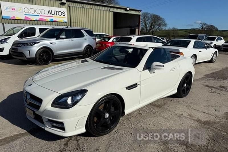 Used Mercedes SLK250 AMG 2013 White Cabriolet
