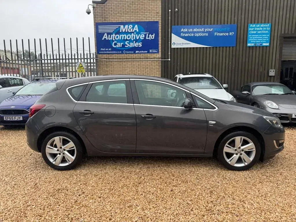 Used Vauxhall Astra SRi 2015 Grey Hatchback