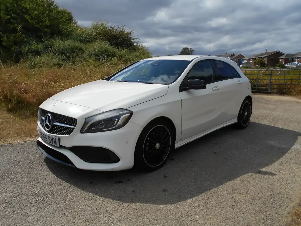 Used Mercedes A180 AMG Line Premium 2016 White Hatchback
