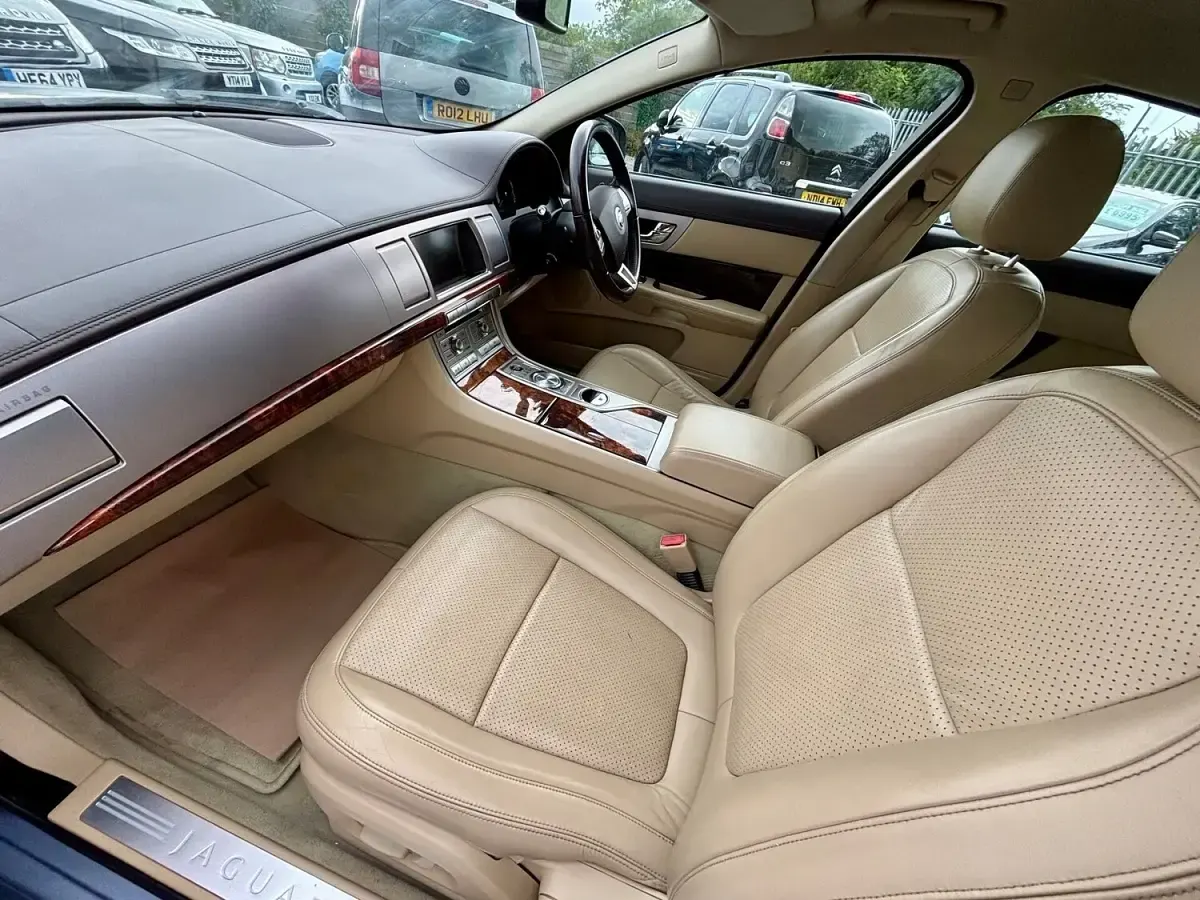 Used Jaguar XF Premium Luxury 238 HP (175 kW) 2008 Blue Sedan