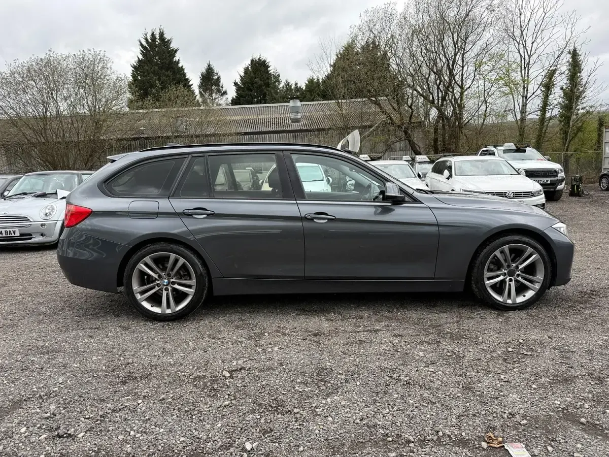 Used BMW 320 Sport Line 184 HP (135 kW) 2014 Grey Estate
