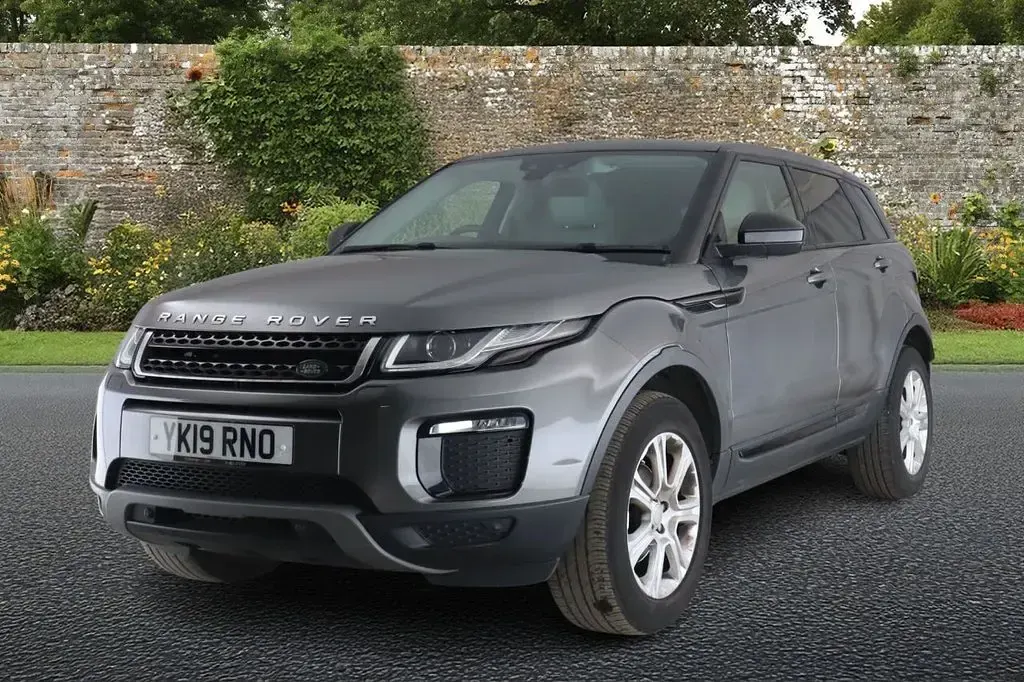 Used Land Rover Range Rover evoque SE 240 HP (176 kW) 2019 Grey SUV