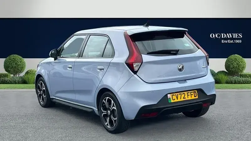 Used MG MG3 Exclusive 106 HP (77 kW) 2023 Silver Hatchback