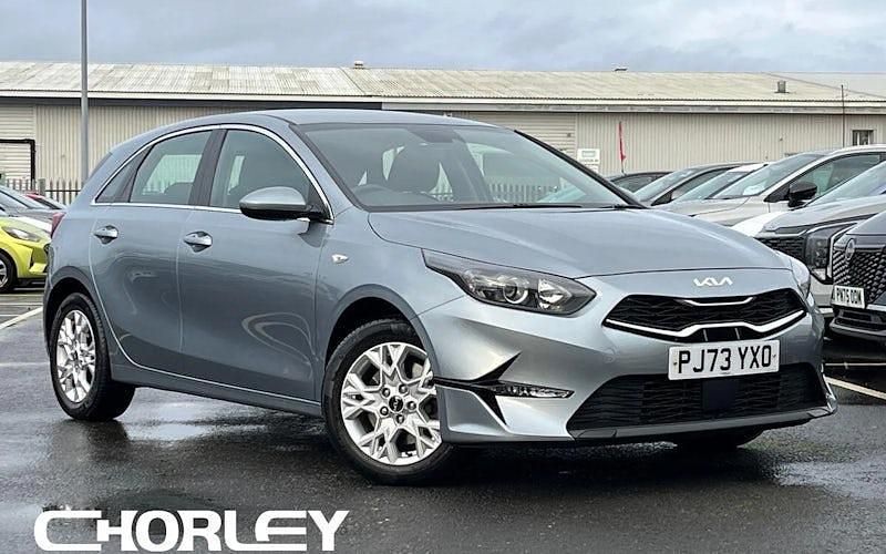 Silver Used 2023 Kia Ceed Hatchback | £12,821 (Super price) - Image 1/4