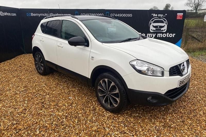 White Used 2013 Nissan Qashqai 360º SUV | £3,499 (Fair price) - Image 1/1