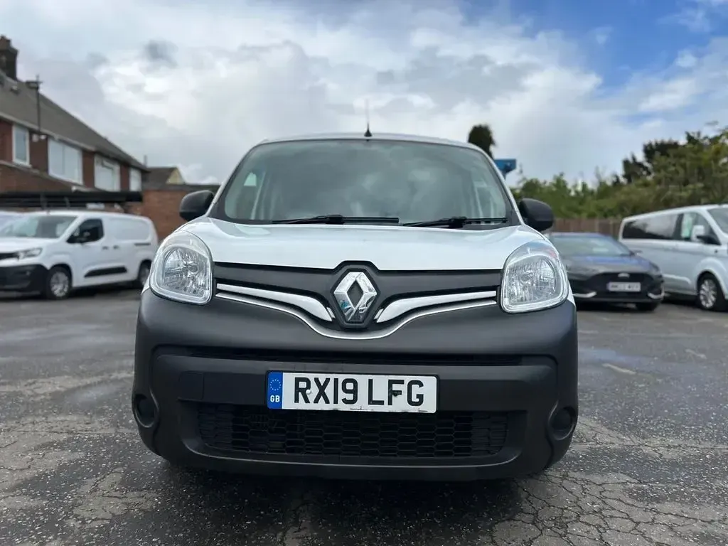 Begagnad Renault Kangoo Business 2019 Vit Minibuss