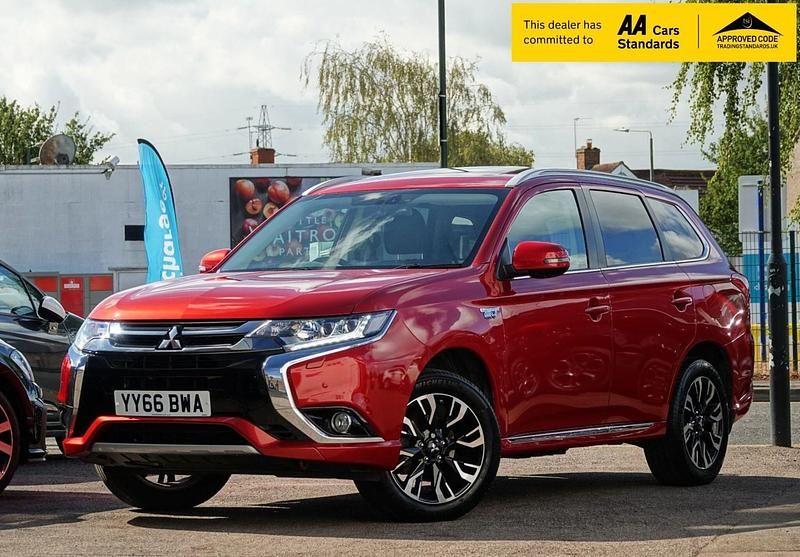 Red Used 2016 Mitsubishi Outlander P-HEV Estate | £12,995 (A bit pricey) - Image 1/4