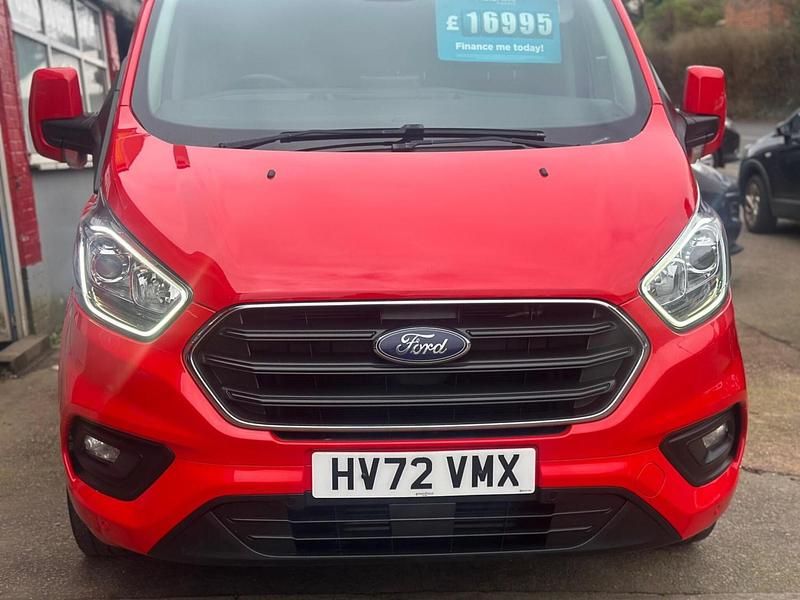 Used Ford Transit Custom Limited 130 HP (95 kW) 2022 Red Van