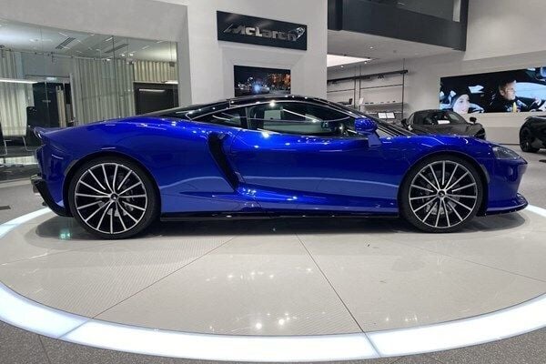 Used McLaren 570GT 562 HP (413 kW) 2017 Silver Coupe