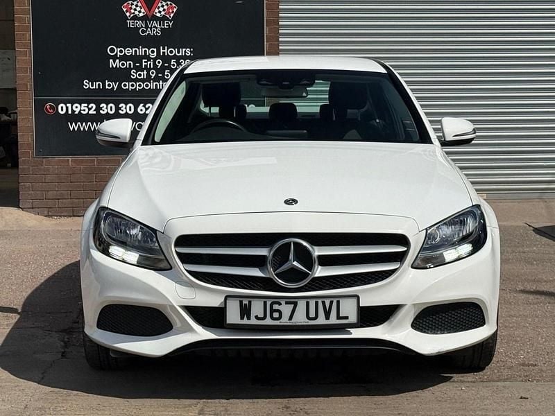 Used Mercedes C200 SE 184 HP (135 kW) 2017 White Sedan