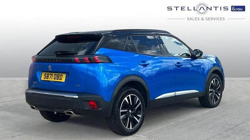 Begagnad Peugeot 2008 Premium 129 HK (94 kW) 2022 Blå SUV