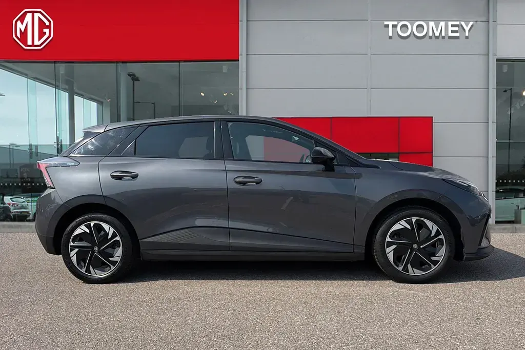 Used MG MG4 EV 147 kW (200 HP) 2023 Hatchback