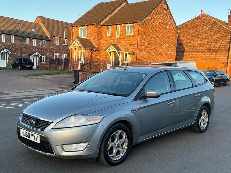Used Ford Mondeo Zetec 2010 Silver Estate