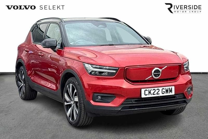 Red Used 2022 Volvo XC40 Pro SUV | £26,735 (Good price) - Image 1/4