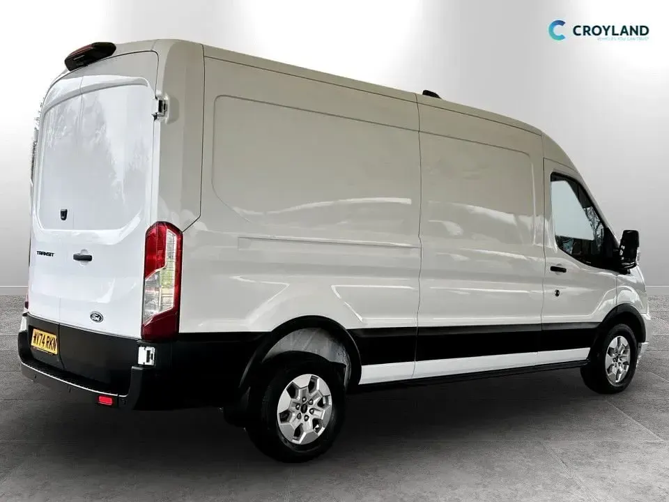 Used Ford Transit Limited 165 HP (121 kW) 2024 White Van
