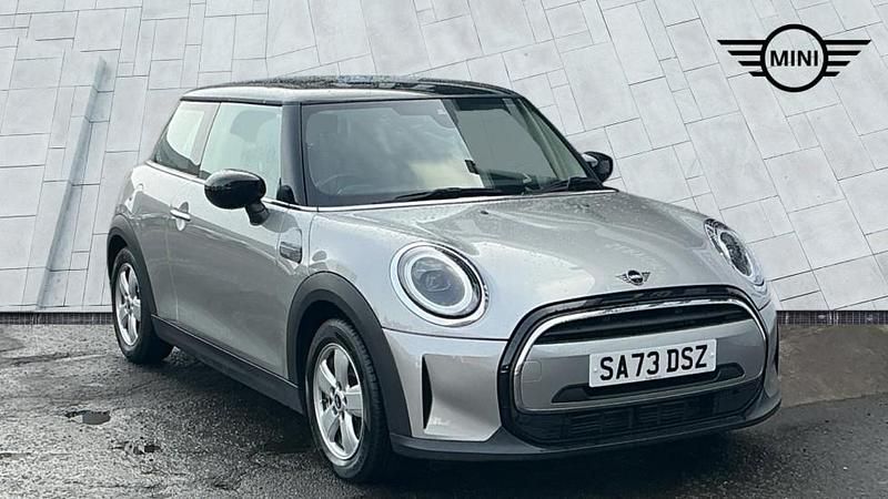 Used Mini Cooper Classic 134 HP (98 kW) 2023 Silver Hatchback
