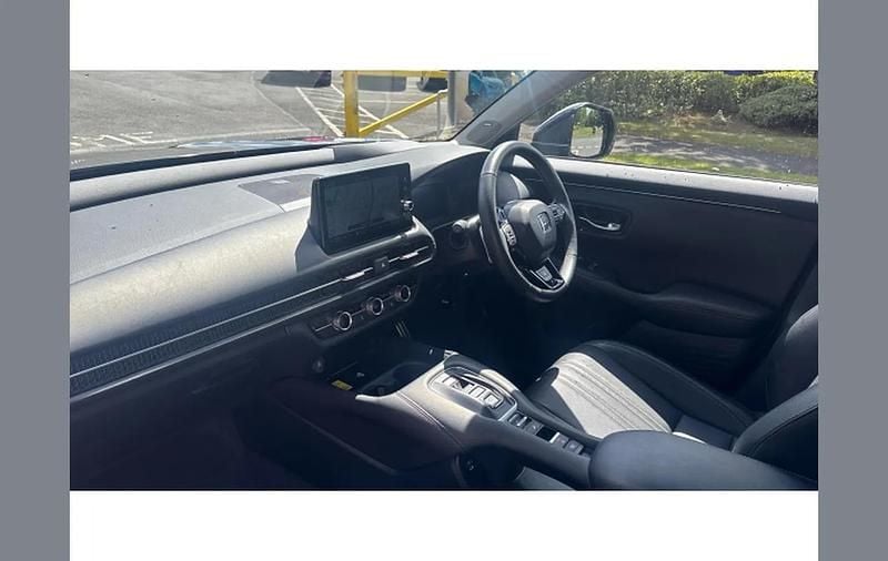 Image 2/4