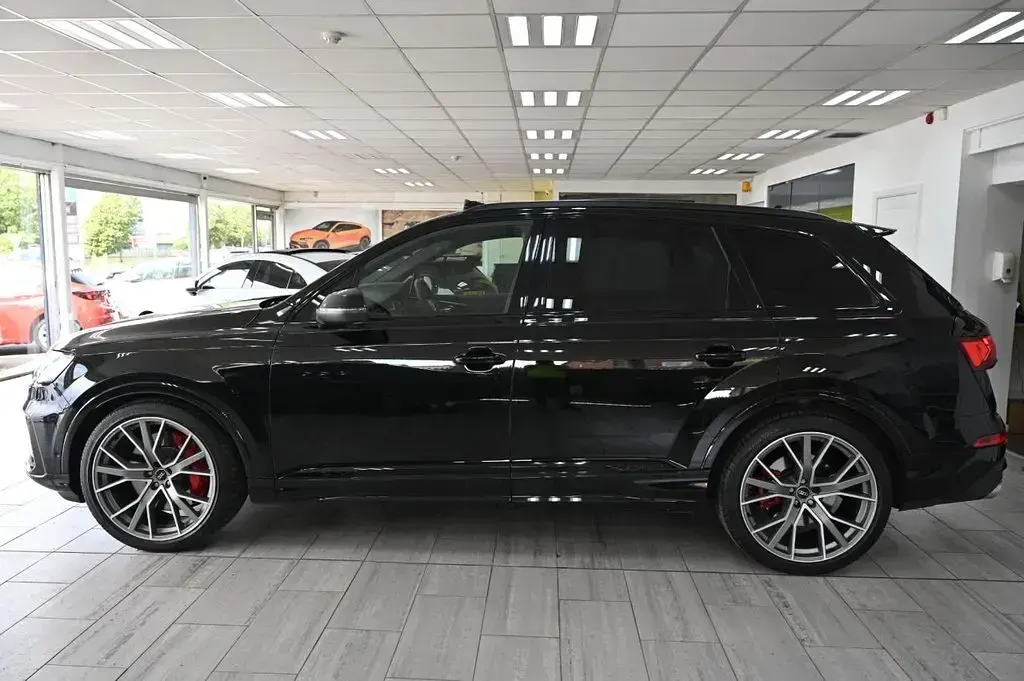 Used Audi SQ7 Business 507 HP (372 kW) 2022 Black SUV
