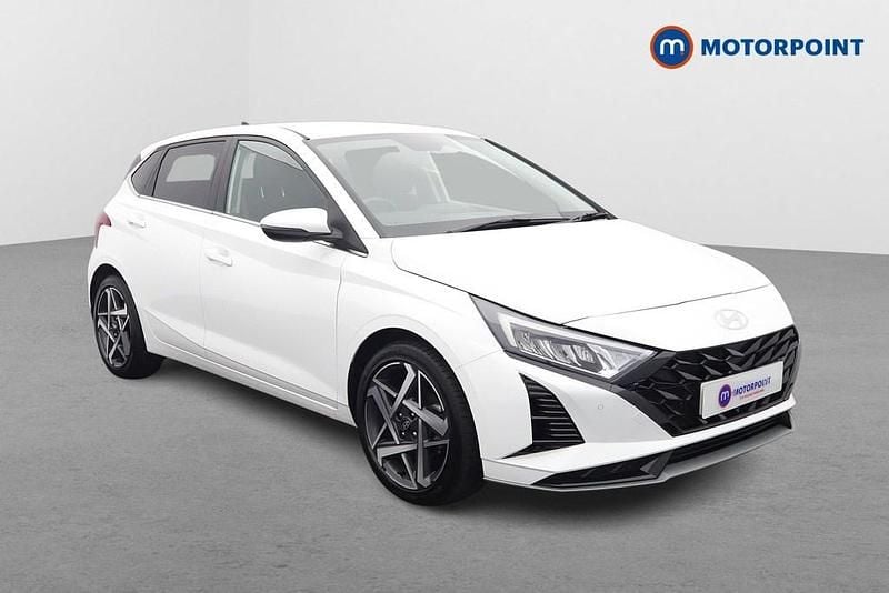 Used Hyundai i20 Premium 2025 White Hatchback