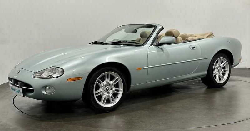 Begagnad Jaguar XF 290 HK (213 kW) 2001 Silver Cab