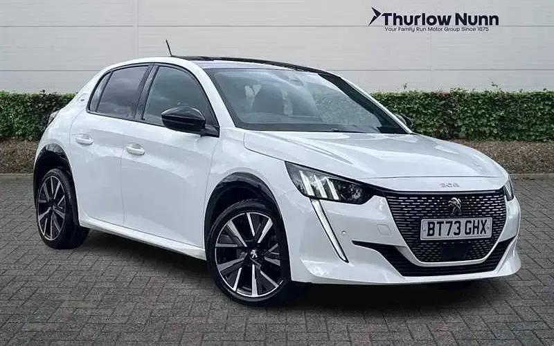 Used Peugeot 208 GT 102 HP (75 kW) 2023 Hatchback