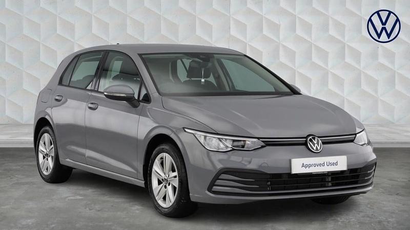 Second-hand VW Golf VIII Life 150 CP (110 kW) 2023 Gri Hatchback