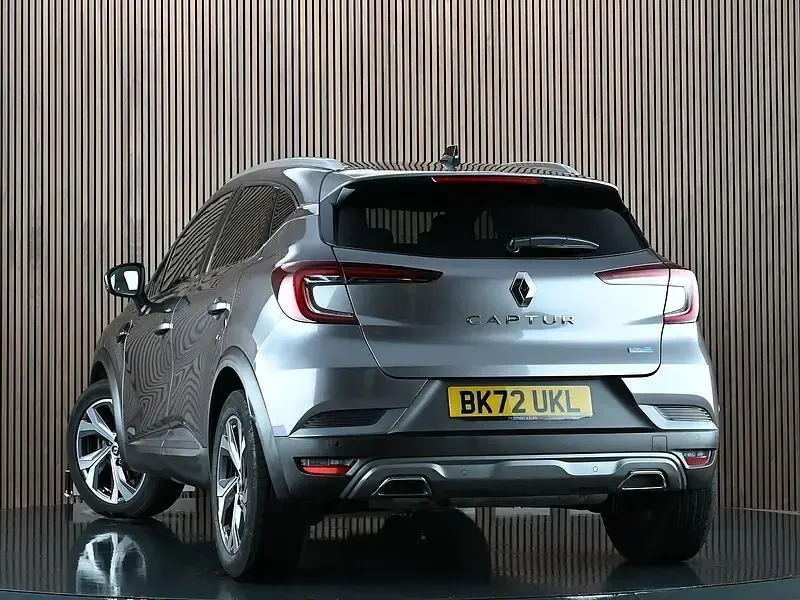 Used Renault Captur R.S. 145 HP (106 kW) 2022 Grey SUV
