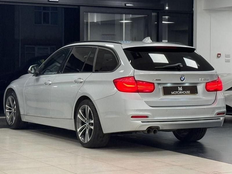 Used BMW 320 Sport Line 190 HP (139 kW) 2016 Silver Estate