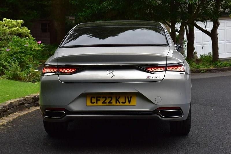 Used DS Automobiles DS9 Performance Line Plus 225 HP (165 kW) 2022 White Sedan