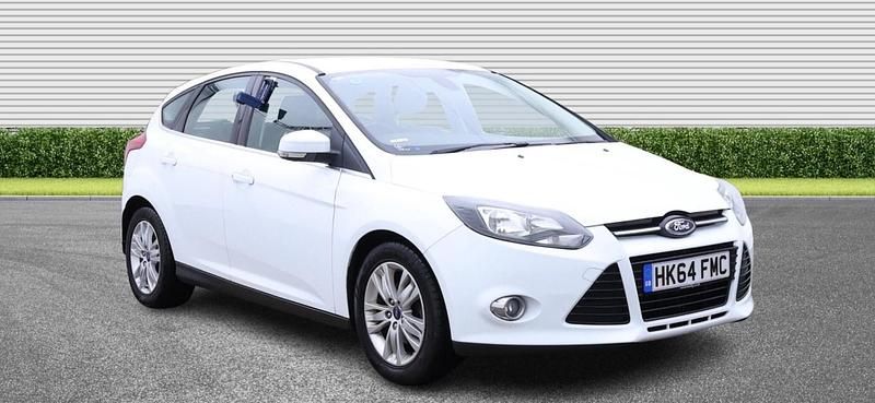 White Used 2014 Ford Focus Titanium Hatchback | £5,890 (Fair price) - Image 1/3