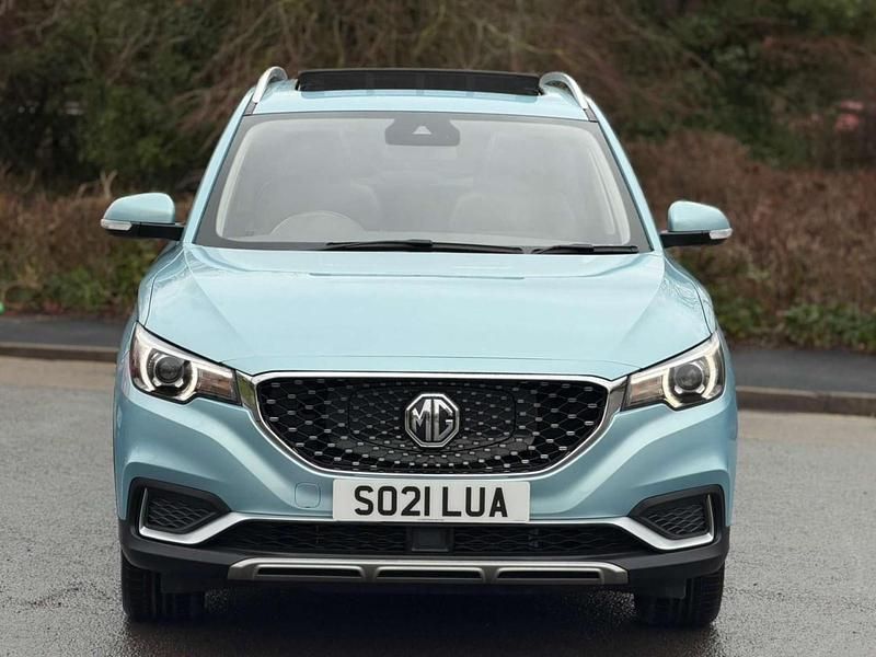 Used MG ZS Exclusive 105 kW (143 HP) 2021 Blue SUV