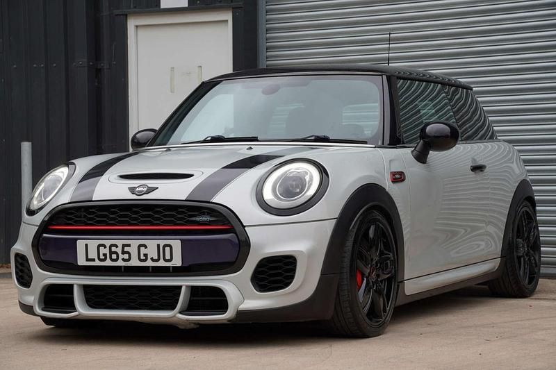 Used Mini John Cooper Works Hatch 228 HP (167 kW) 2015 Silver Hatchback