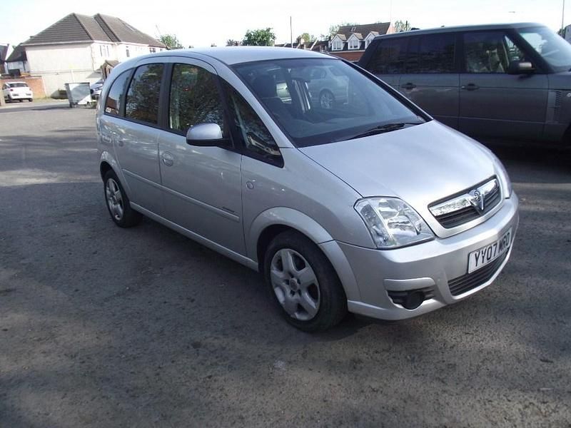 Used Vauxhall Meriva 104 HP (76 kW) 2007 Silver MPV