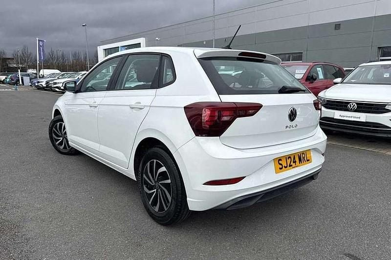 Usado VW Polo Life 95 CV (69 kW) 2024 Blanco Utilitario