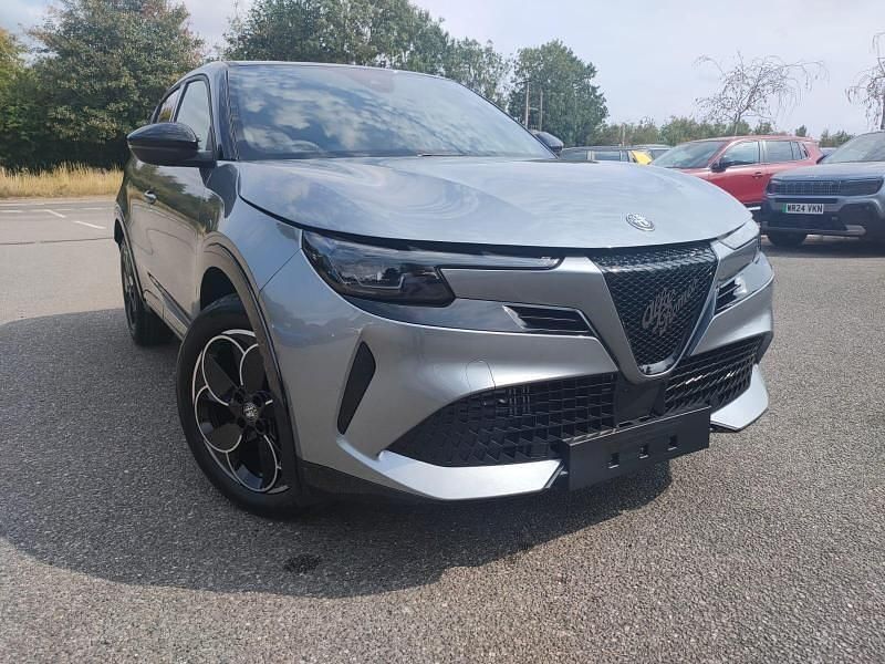 Grey New 2025 Alfa Romeo Junior SUV | £26,995 (Fair price) - Image 1/4